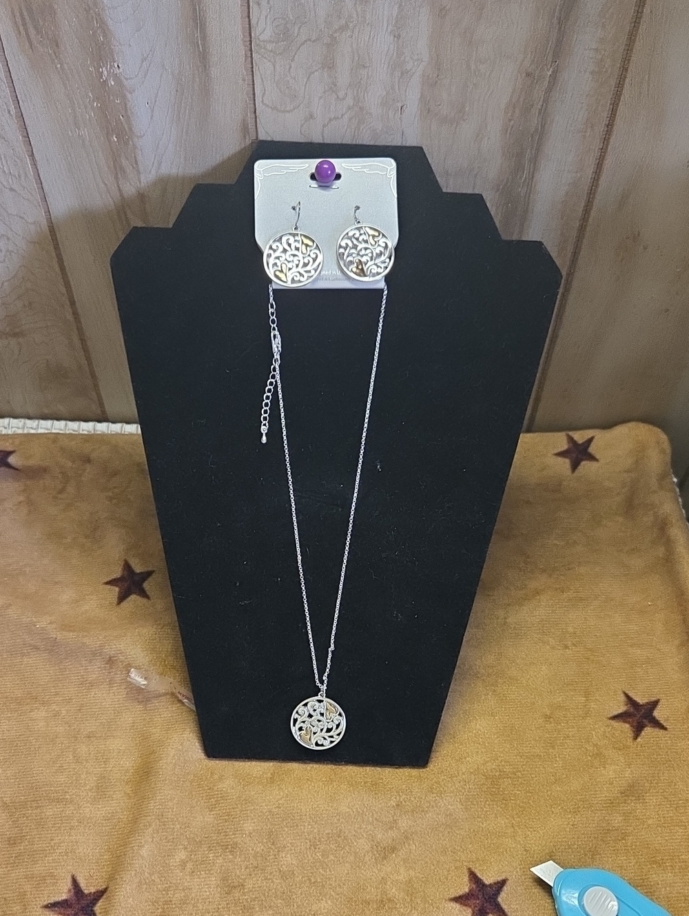 Silver Filigree Circle Pendant Necklace and Earrings Set - Silver